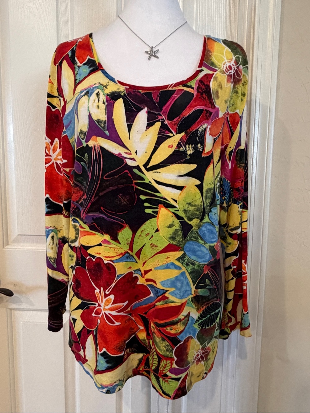 Chico's Multicolor Floral Scoop Neck Long-Sleeve Top Size 2= US 12/Large